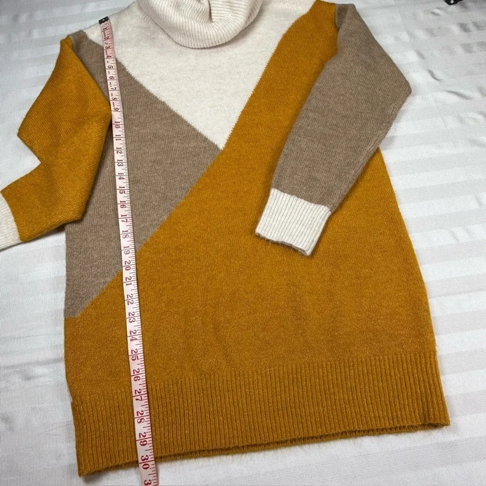 Silverflint Color Block Cowl Neck Tunic Sweater Medium Long Sleeve